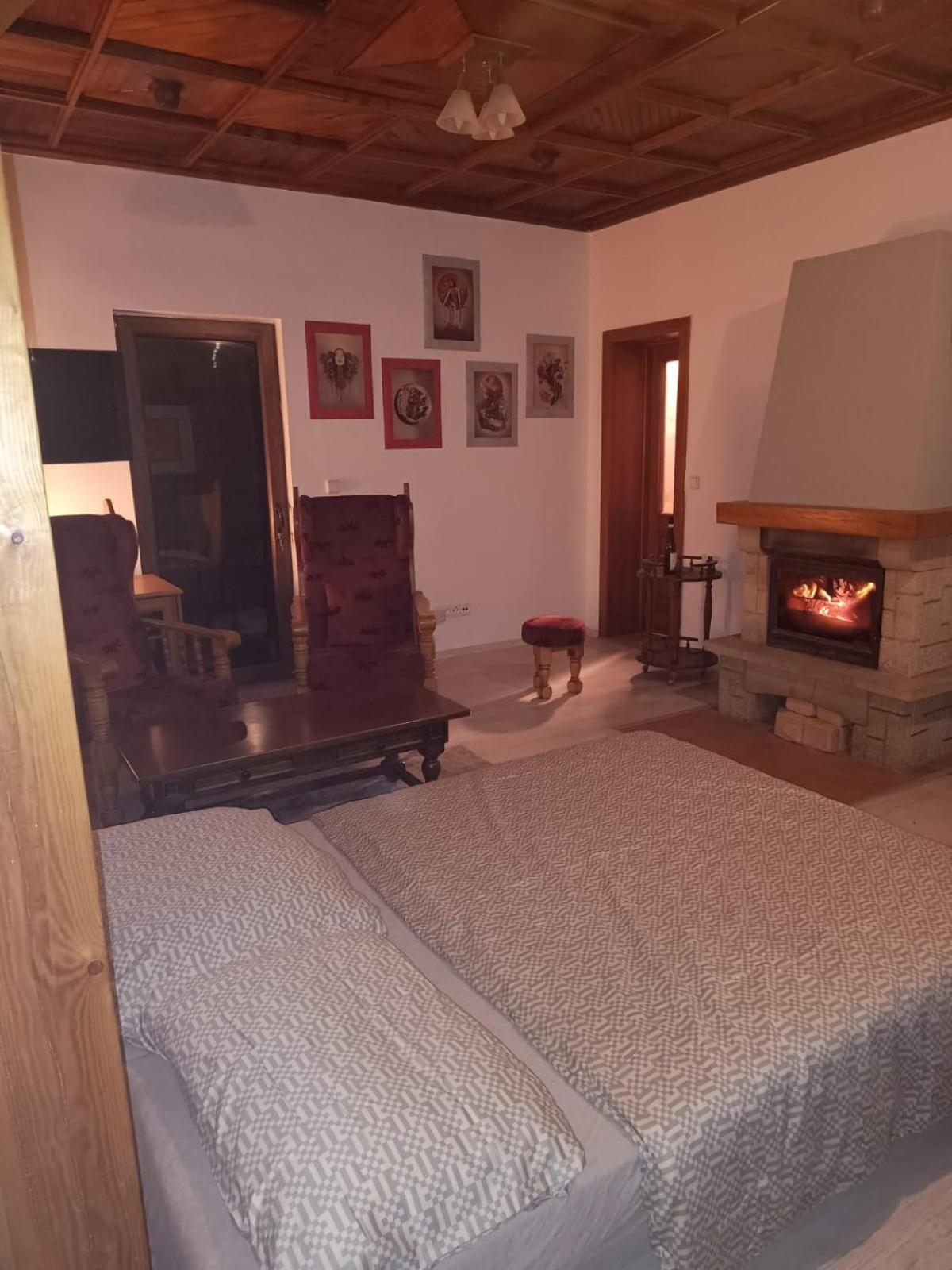 Domecek Villa Трутнов Екстериор снимка